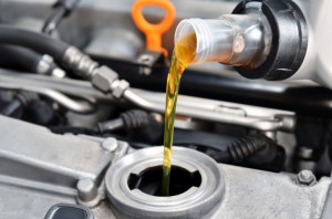 Regular oil change in Lake Alfred, FL is a crucial maintenance element in ensuring the engine runs efficiently and has a long life